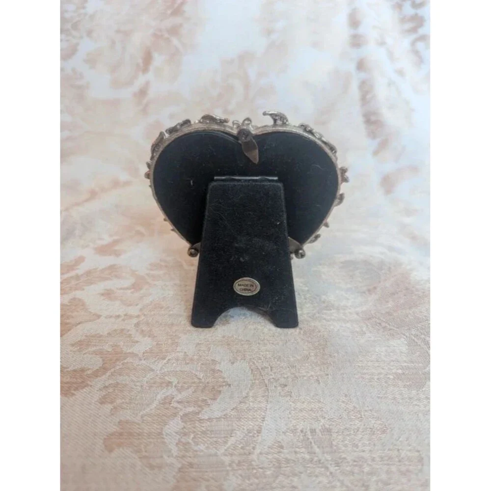 N/A heart shaped